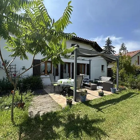 Belle De Jour Hébergement de vacances
